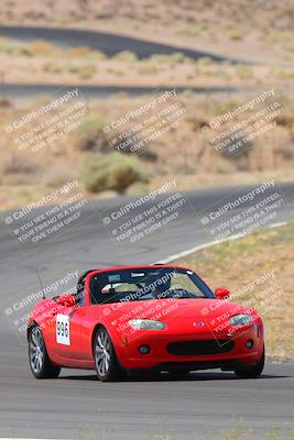media/Jul-30-2022-Extreme Speed Twilight (Sat) [[245dd23dbe]]/Blue Beginner/220PM Turn 11/